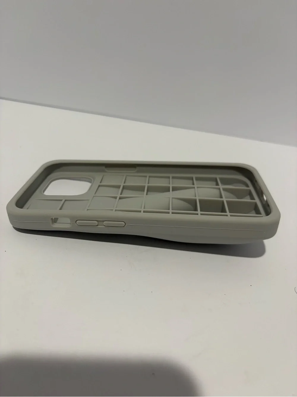 rhode Gray Silicone iPhone 13 /14 Case with Built-In Grip
